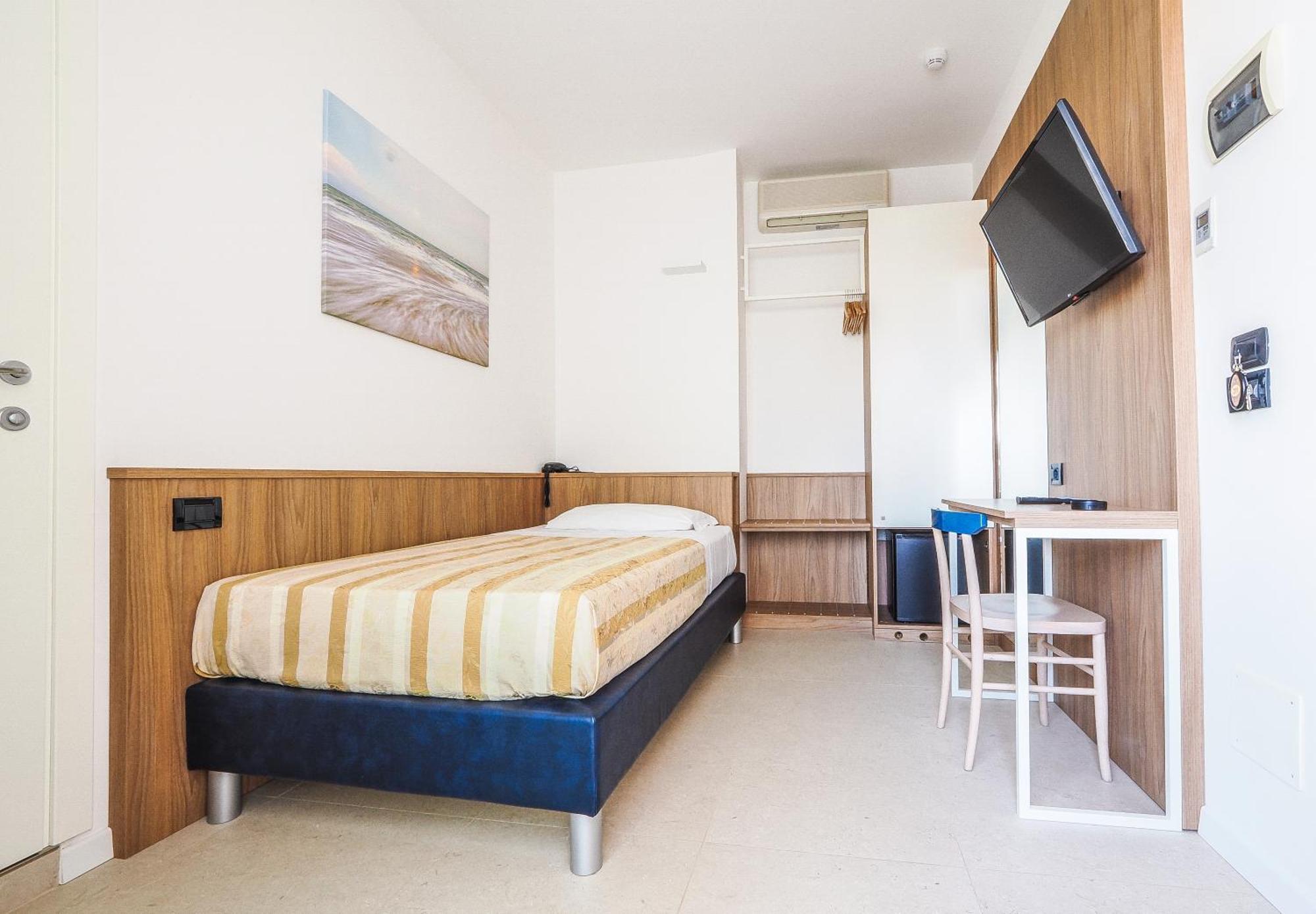 Hotel Angelo Каорле Экстерьер фото